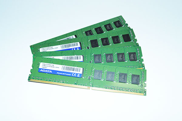 ADATA 16GB DDR4-2133 pht3