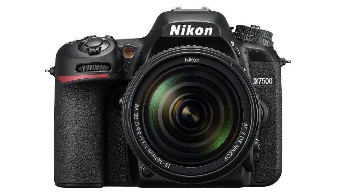 Nikon D7500