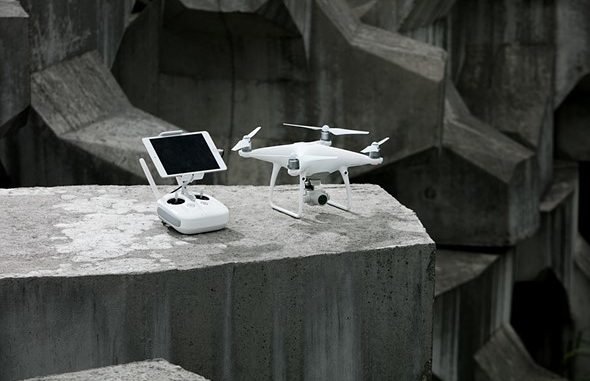 Phantom 4 Advanced Phantom 4 Advanced