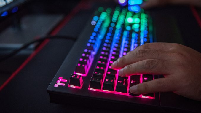 Thermaltake X1 RGB 5
