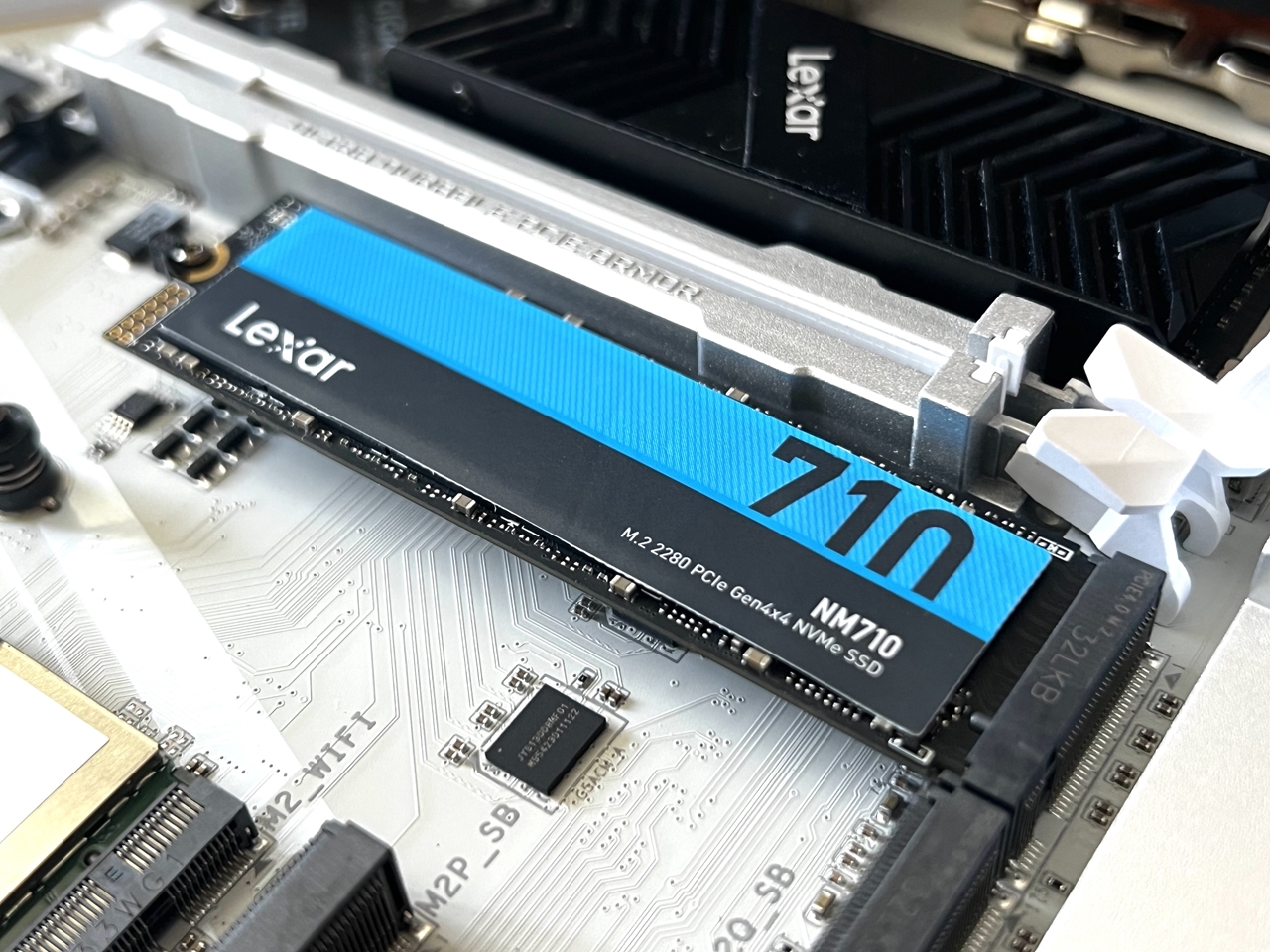 Lexar NM710 1TB PCIe Gen4x4 M.2 SSD Review - Funky Kit Lexar NM710 1TB PCIe Gen4x4 M.2 SSD Review - Funky Kit
