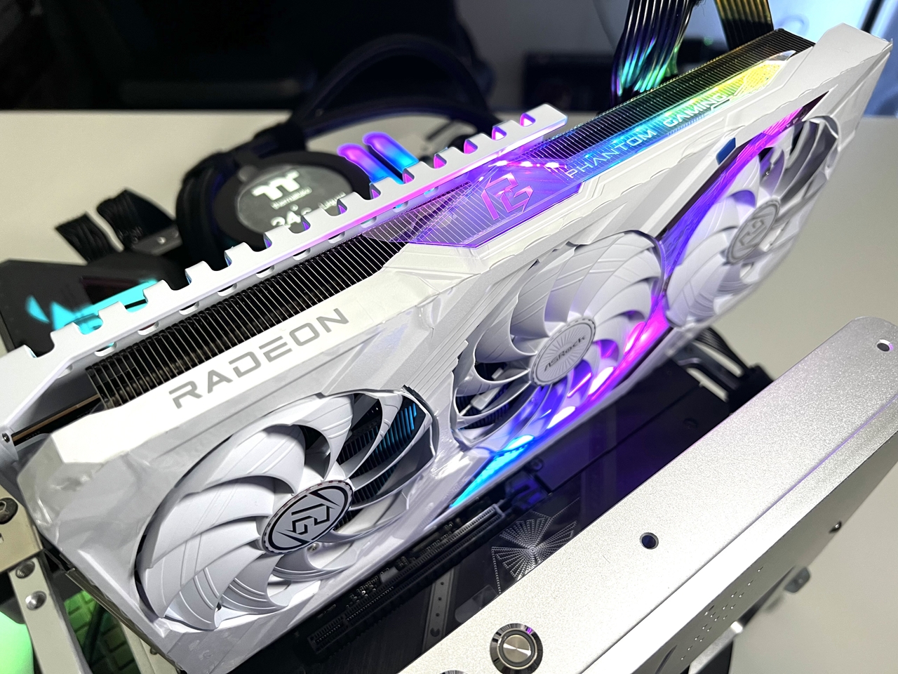 ASRock launches Radeon RX 7900 XT Phantom Gaming GPU in white 