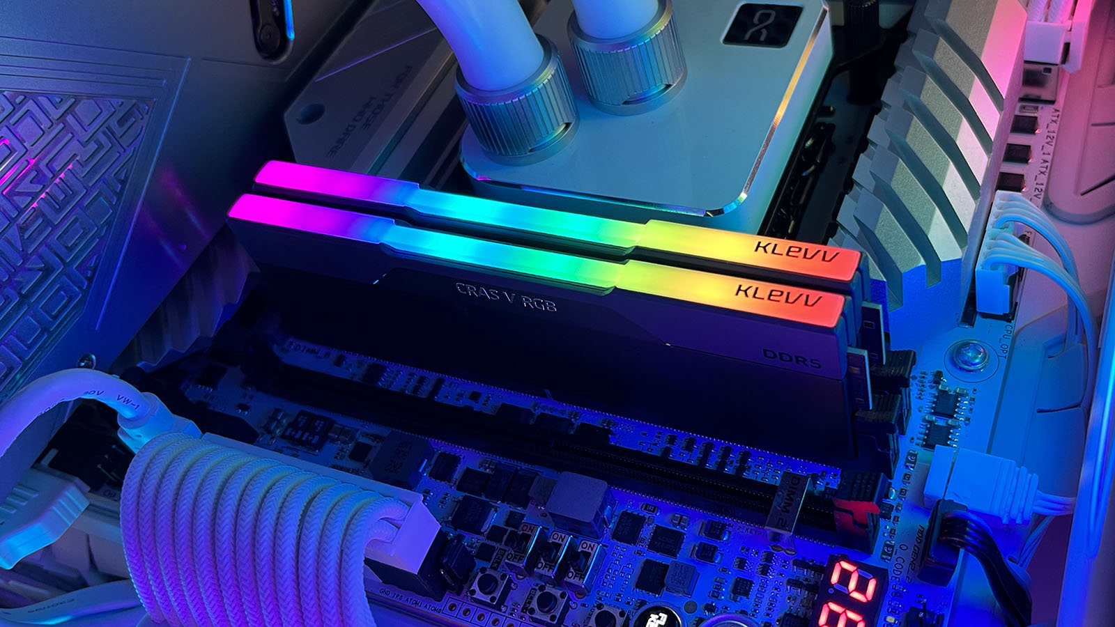 Tech4gamers: Manta XPrism RGB DDR5 7200MHz 32GB RAM / Filler Kits Revi