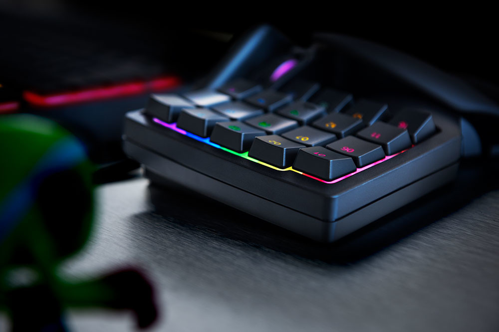Razer Introduces the Naga Trinity Gaming Mouse and Tartarus V2