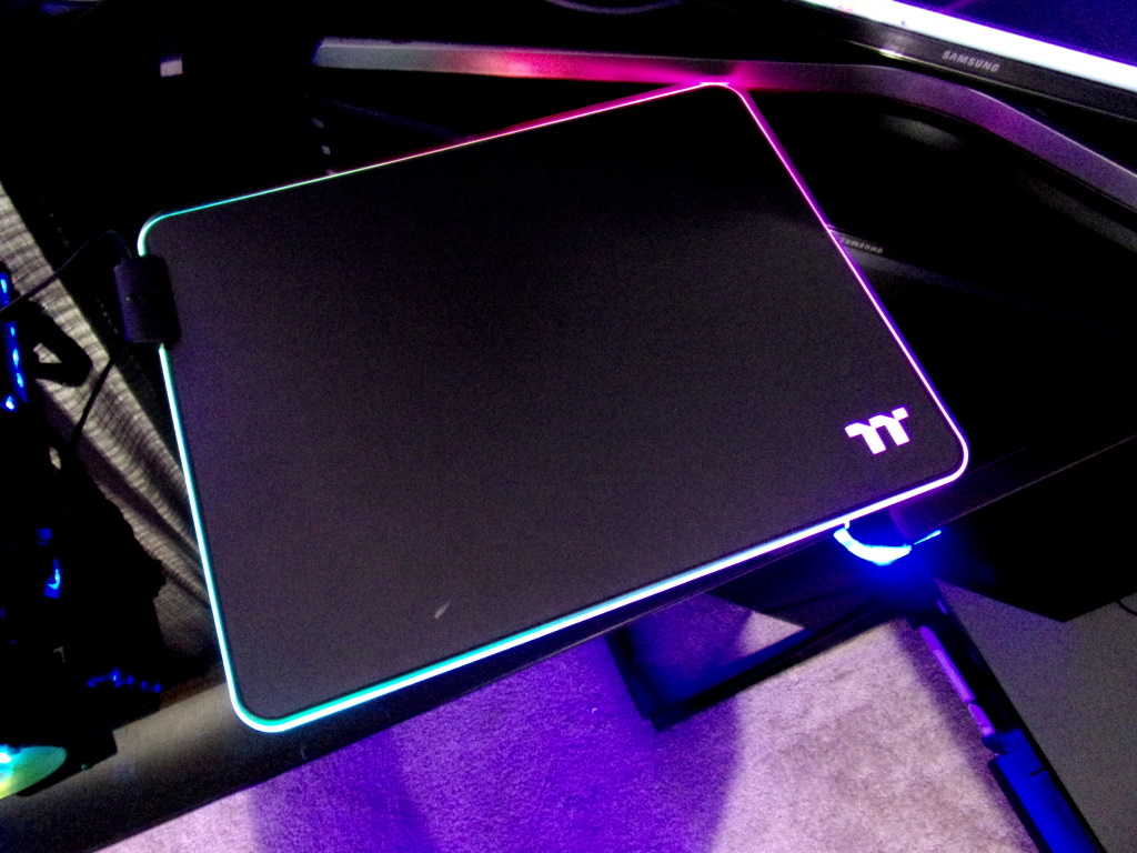 Level 20 RGB Gaming Mouse Pad