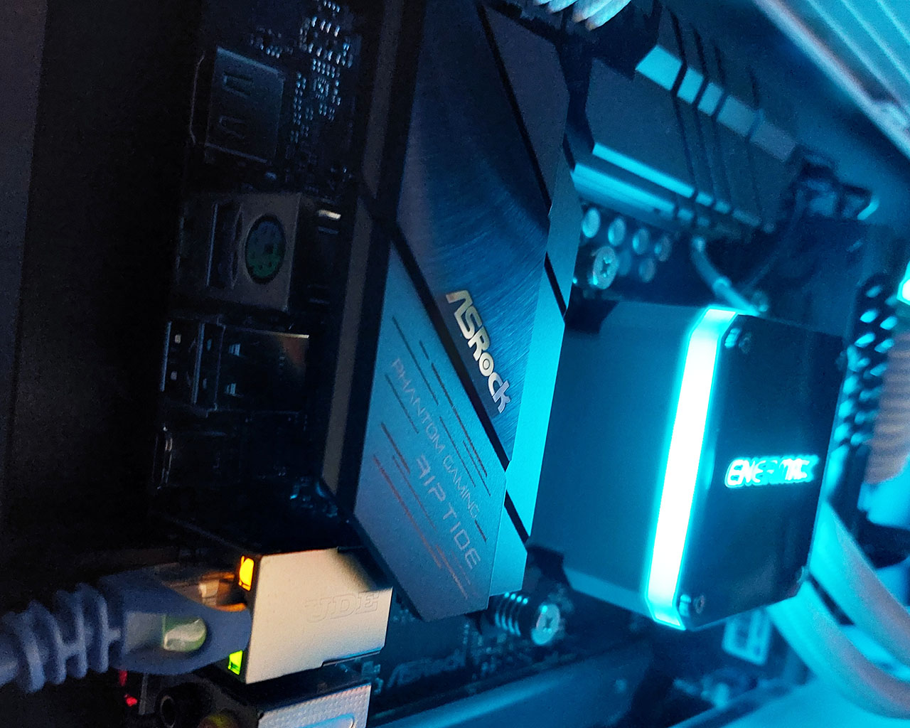 ASRock Z690 PG Riptide Motherboard Review - Funky Kit