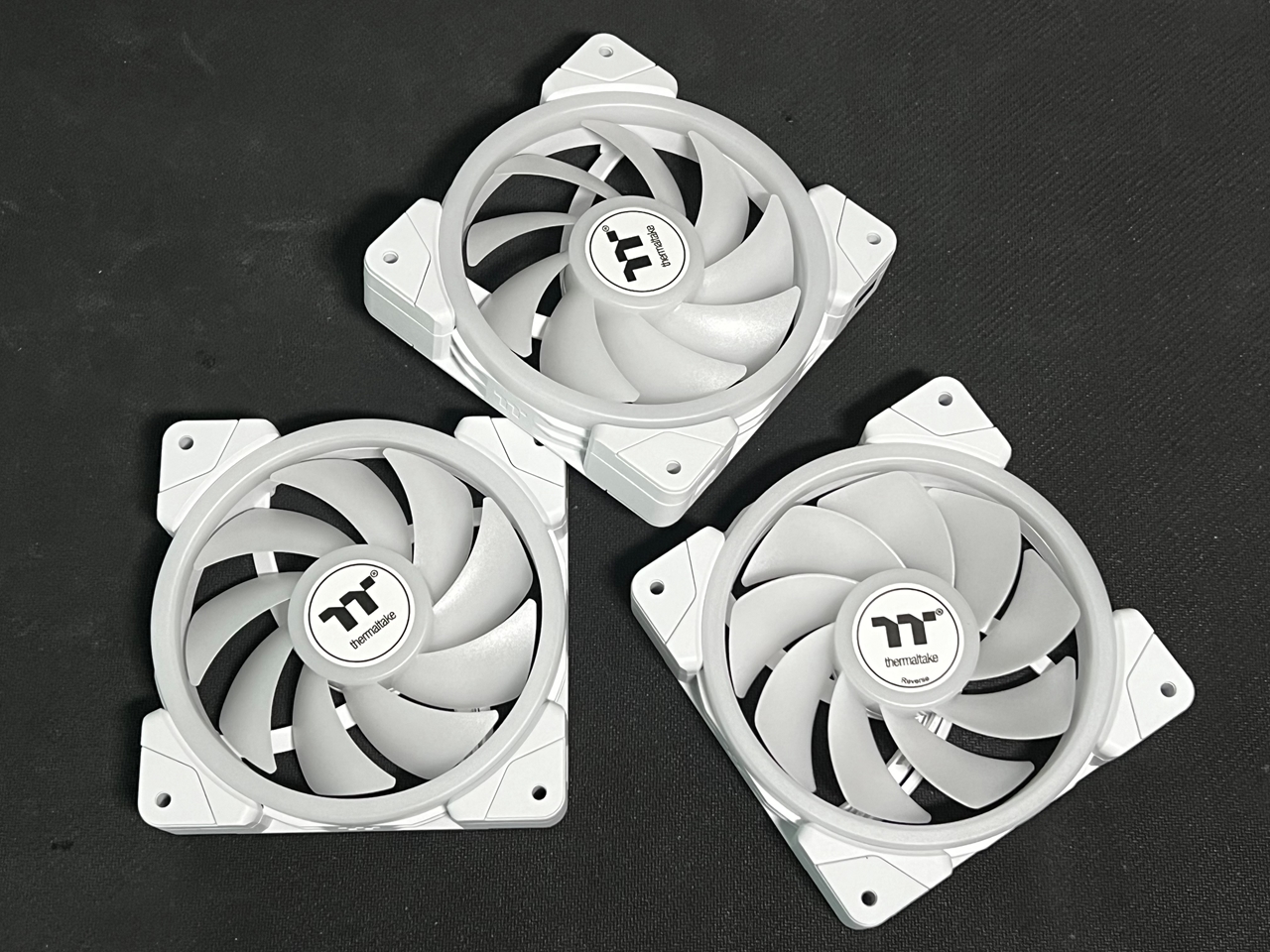 SWAFAN EX12 RGB PC Cooling Fan TT Premium Edition 3 Pack – Thermaltake USA
